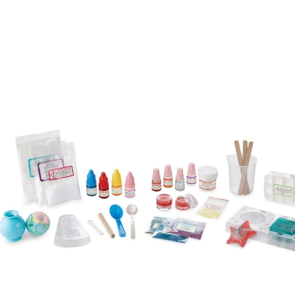 NWOT Deluxe Shimmer Lab!!!! - Picture 2 of 7